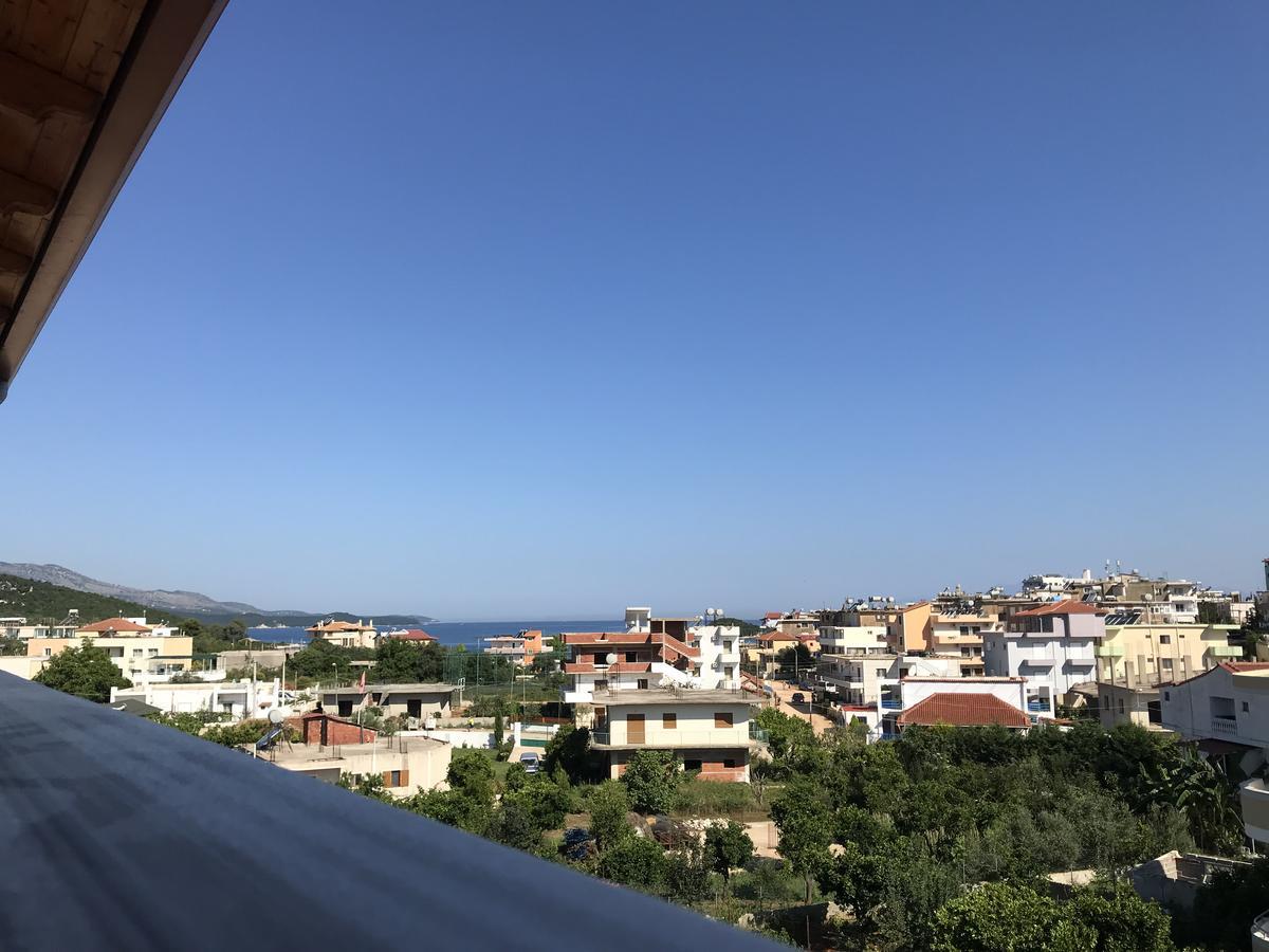 Apartments Luis Ксамил Екстериор снимка