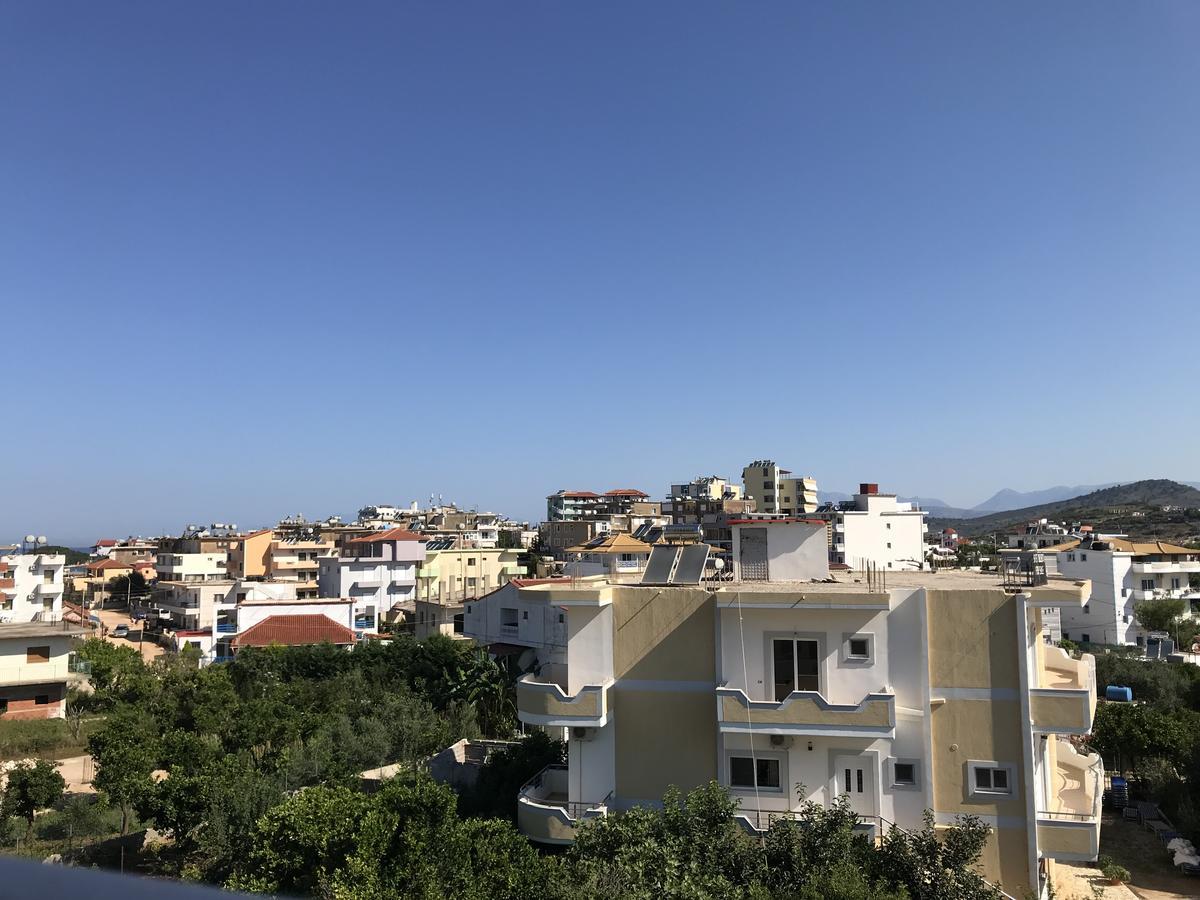 Apartments Luis Ксамил Екстериор снимка